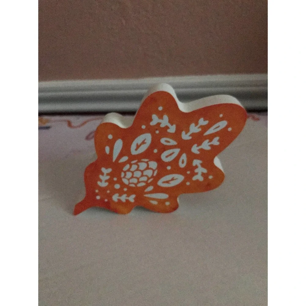 New 3 Autumn Wood designed Leaves Cutouts